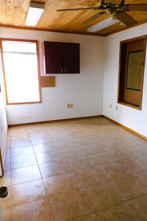 G-0061 BURLESON AARON A-G0061 - Commercial Lease