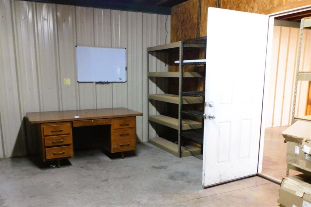 G-0061 BURLESON AARON A-G0061 - Commercial Lease