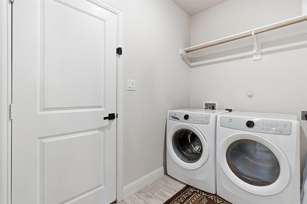 Canyon Creek - Residential