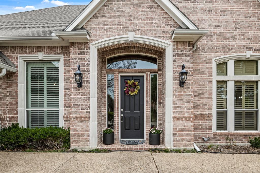 8864 Broken Bend Lane
