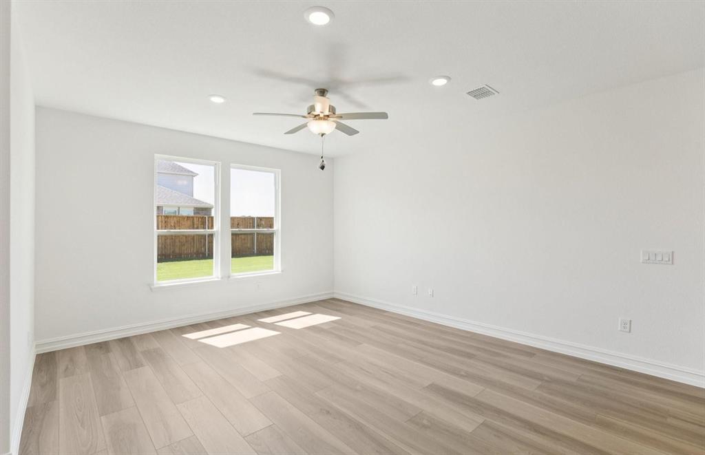 ANNA CROSSING PHASE 9 - Residential Lease