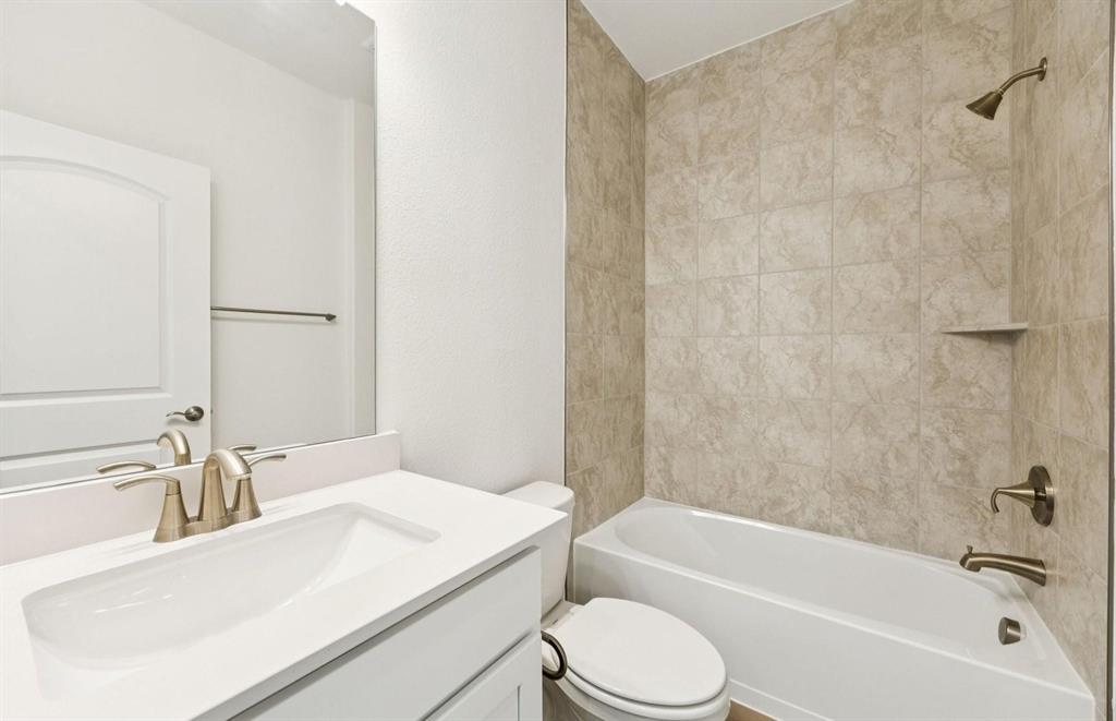 ANNA CROSSING PHASE 9 - Residential Lease