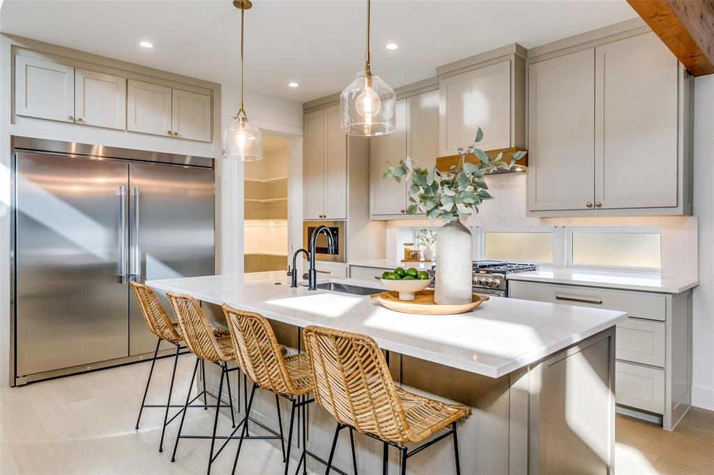 Abode White Rock - Residential