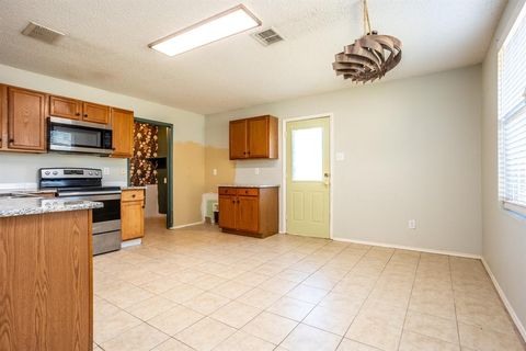 Tiny photo for 2624 Rockport Lane, Little Elm, TX 75068 (MLS # 21100823)