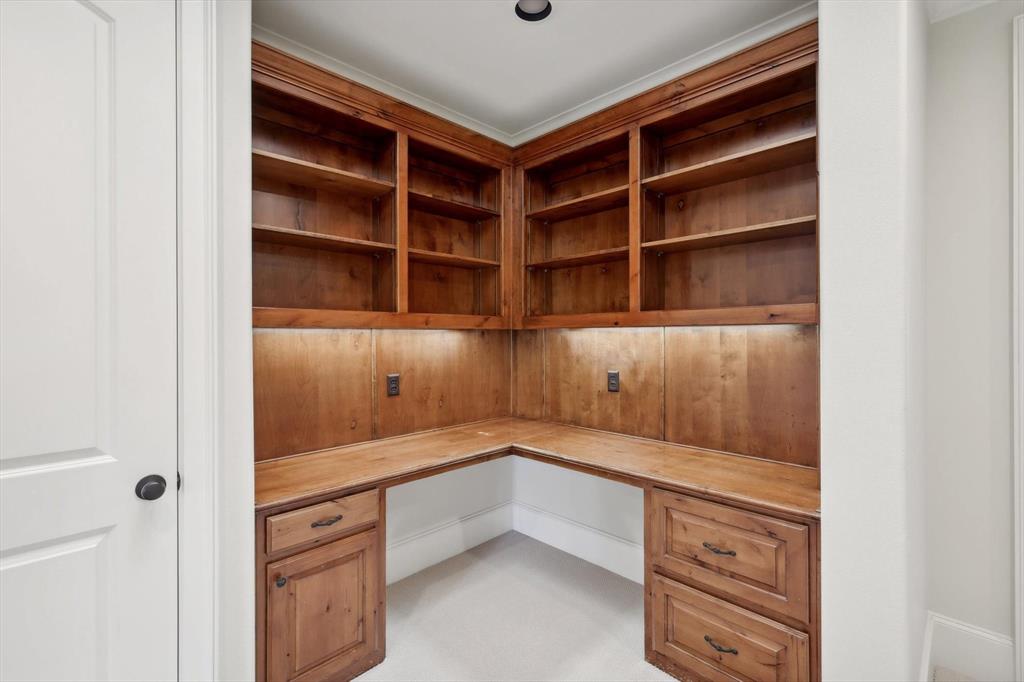 Manors At Waterford The - Residential