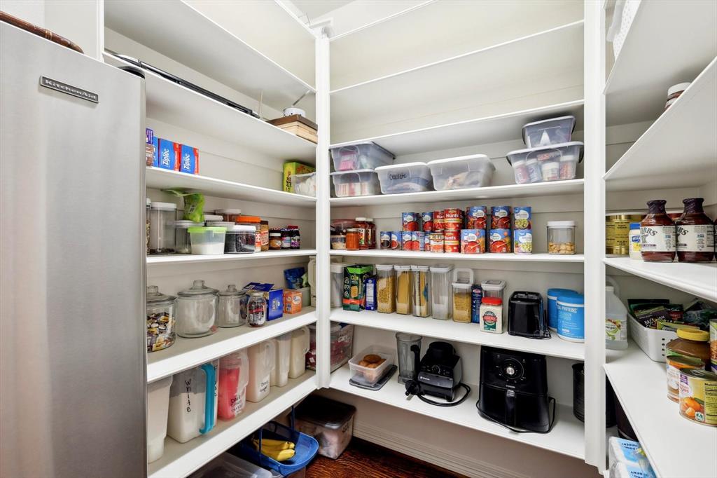 Manors At Waterford The - Residential