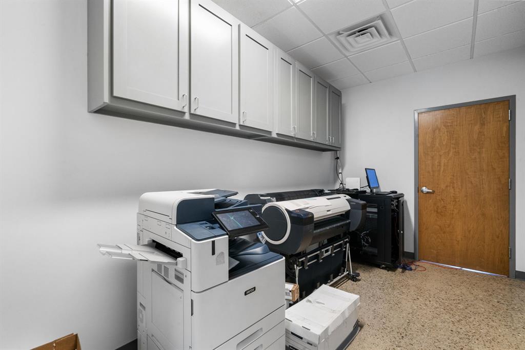 NA - Commercial Sale