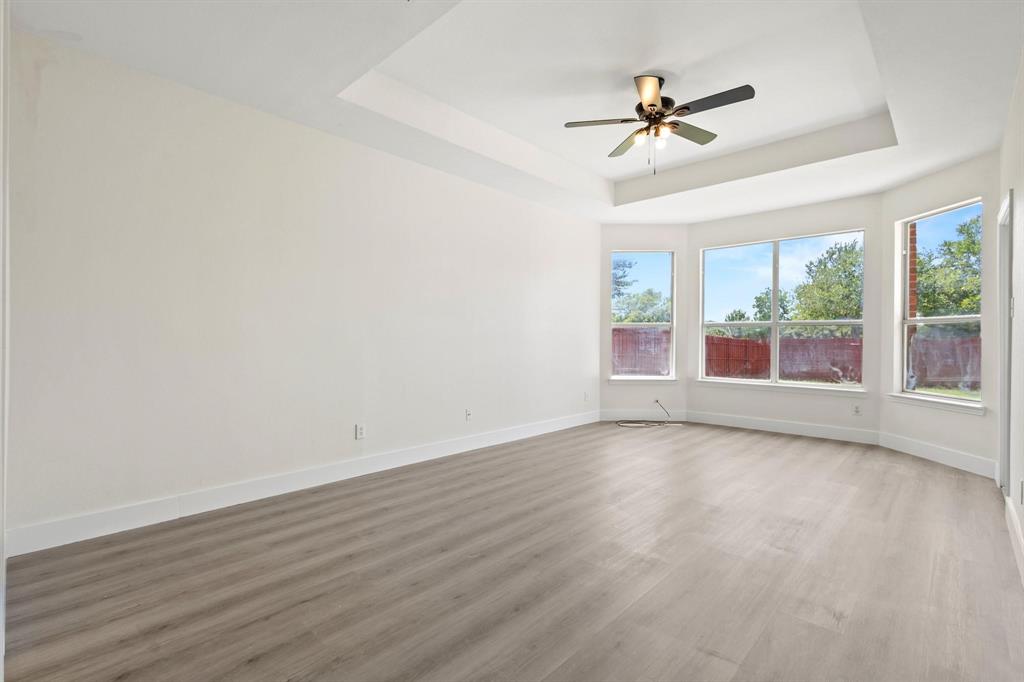 3805 Wellington Drive