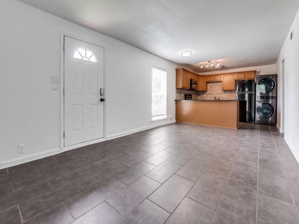 5234 Fleetwood Oaks Avenue 120