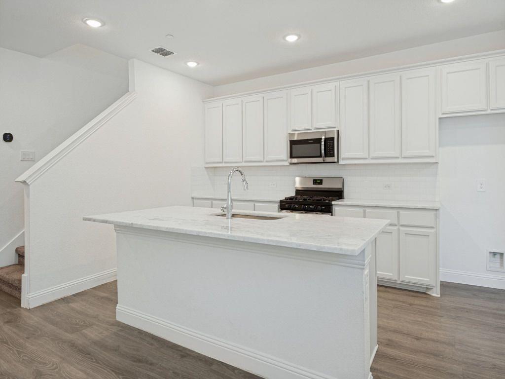 1024 Thomas Place