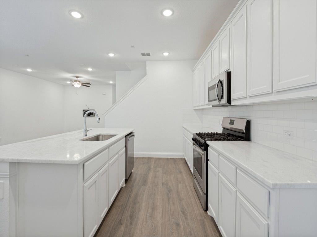 1024 Thomas Place