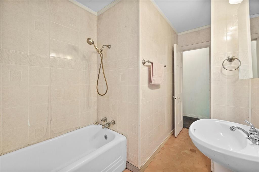 Beverly Hill - Residential