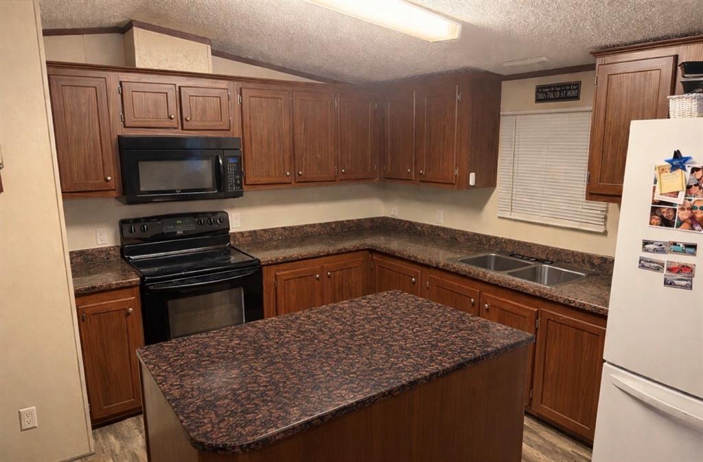 7040 Horseshoe Bend Trail