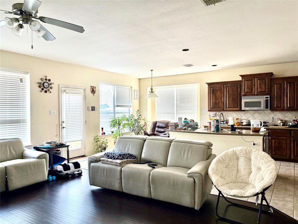 Sunset Pointe Ph Fifteen - Residential Lease