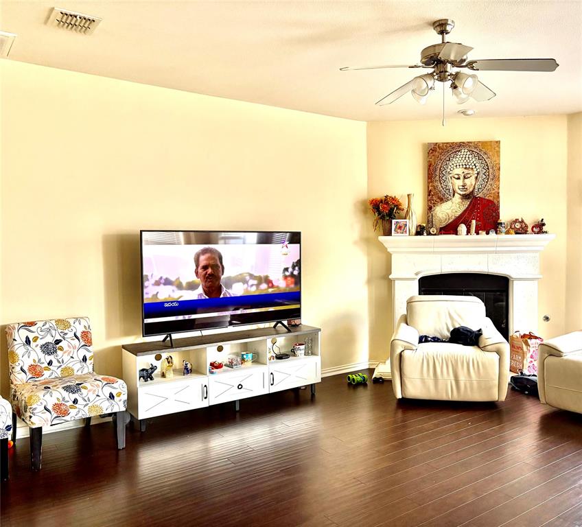 Sunset Pointe Ph Fifteen - Residential Lease