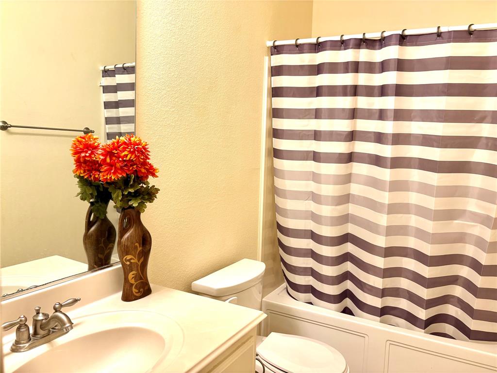 Sunset Pointe Ph Fifteen - Residential Lease