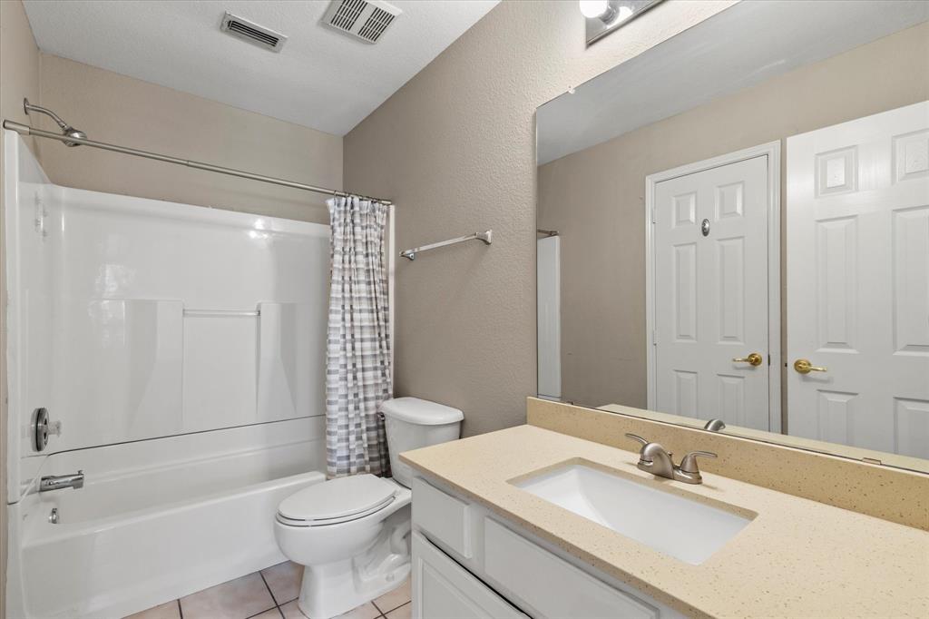 PASQUINELLIS PARKER ESTATES PH 1 - Residential Lease