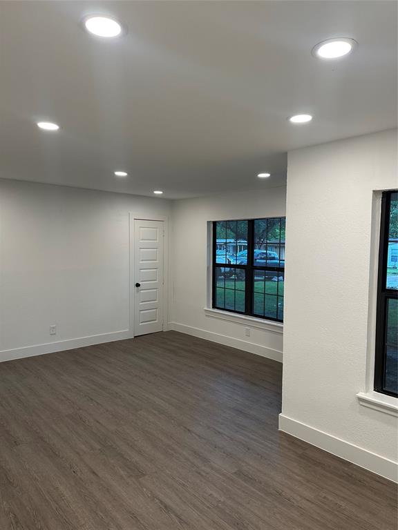 616 Leyenda Drive