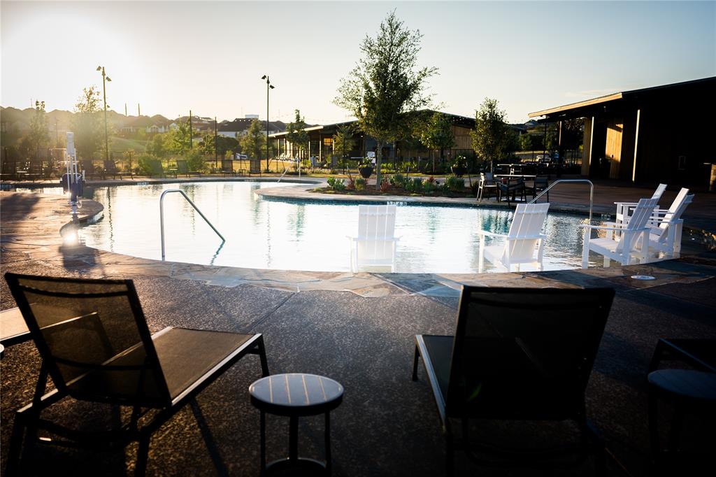 Reunion - Residential