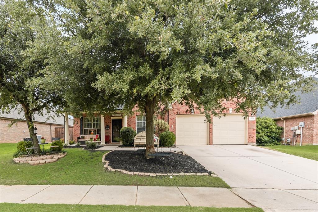 11808 Warbler Lane
