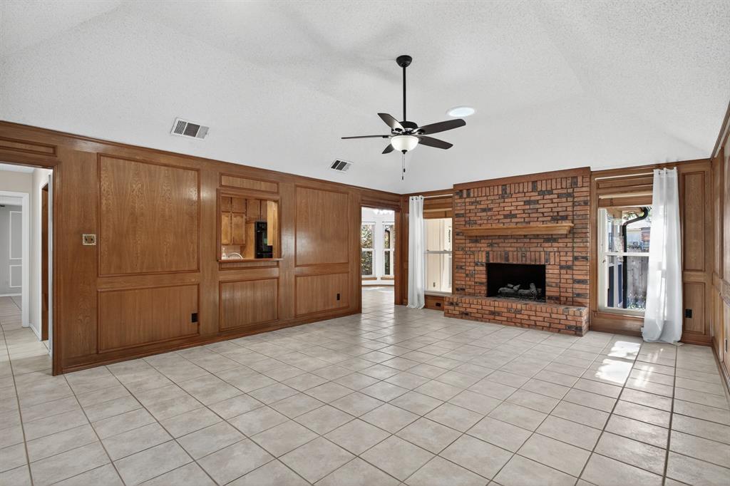 Mc Kamy Oaks Add - Residential