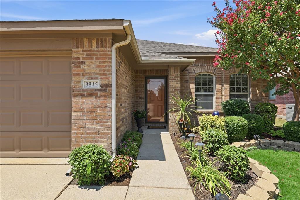 8845 Golden Sunset Trail