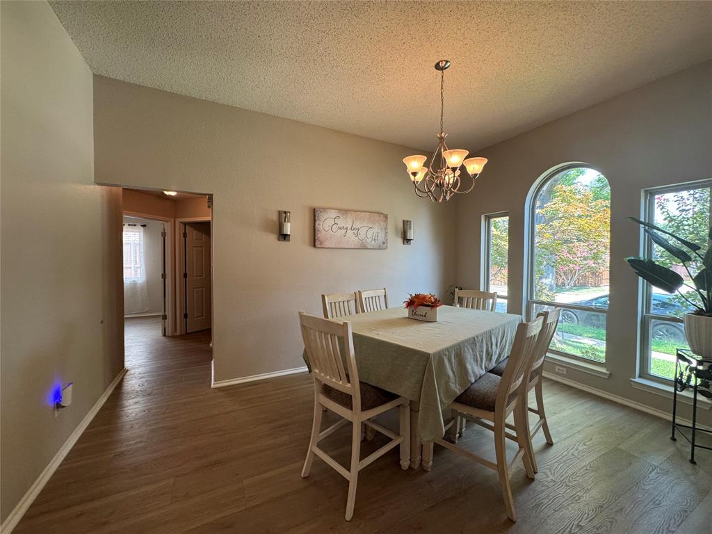 2075 Sunset Lane