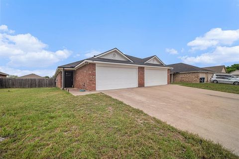 208 Robin Street Crowley TX 76036