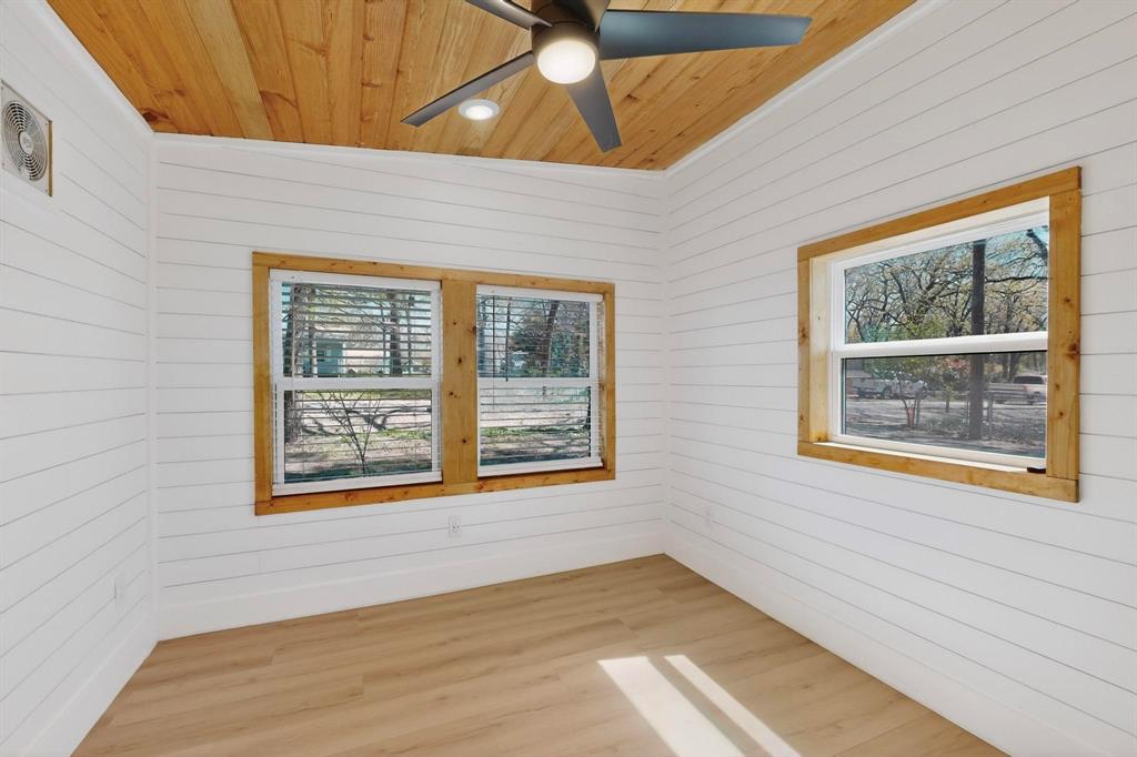 Whispering Oaks - Residential