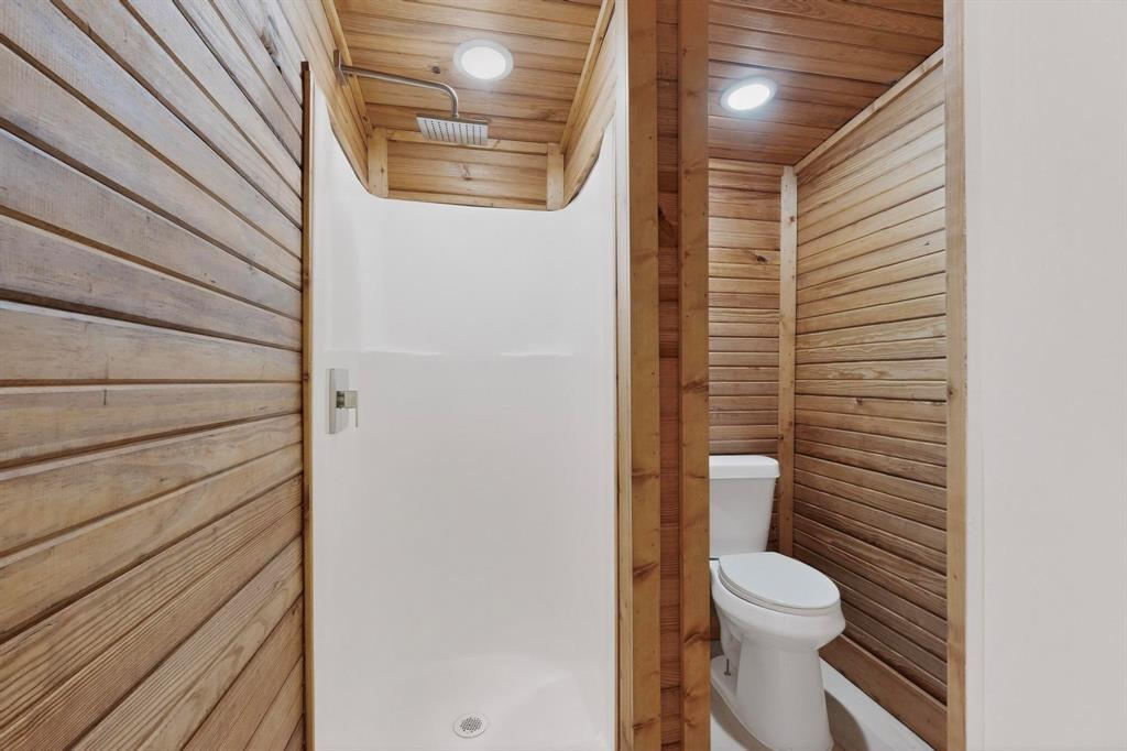 Whispering Oaks - Residential