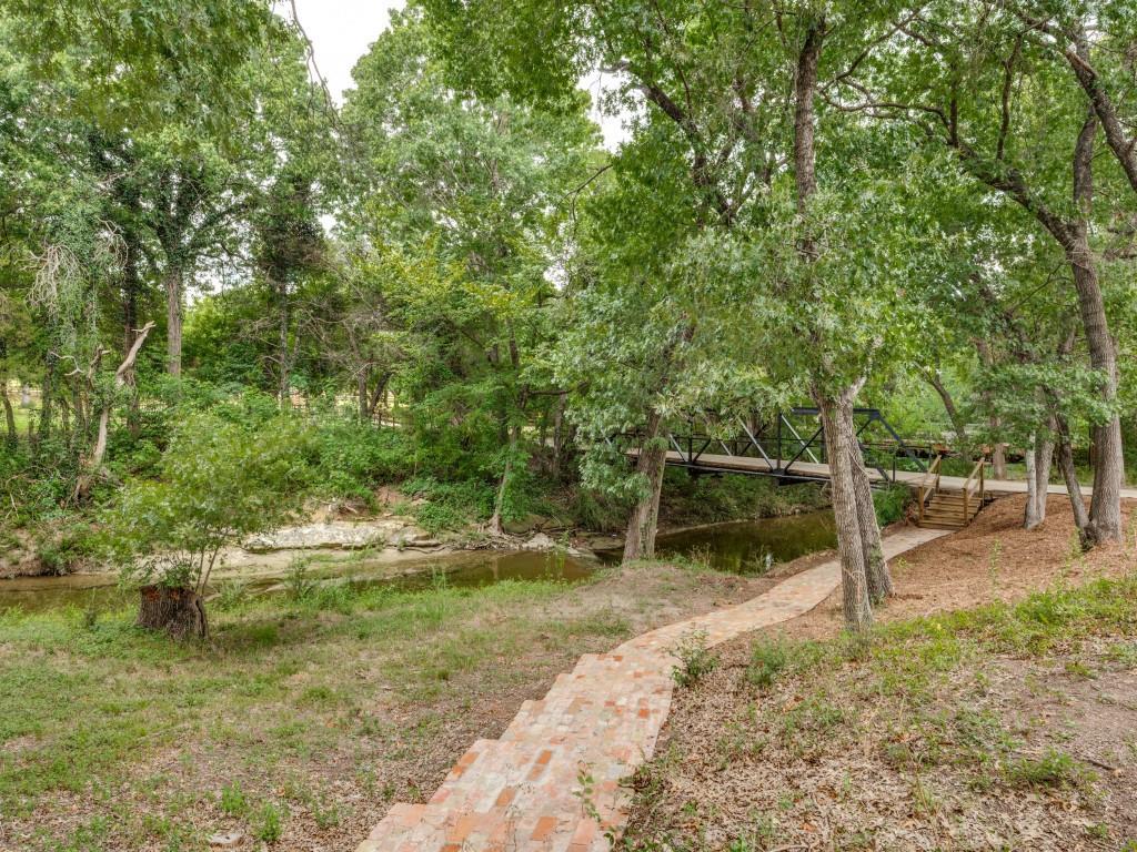 1408 N Cedar Hill Road