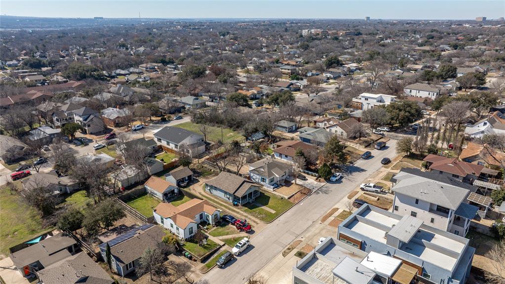 Queensborough Heights Add - Land