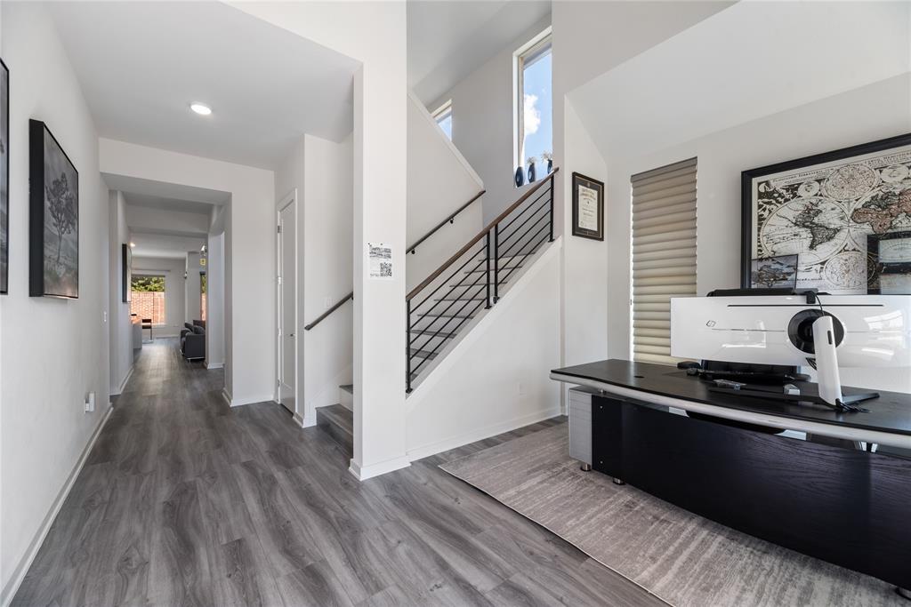 Mainvue At Phillips Creek Ranc - Residential Lease