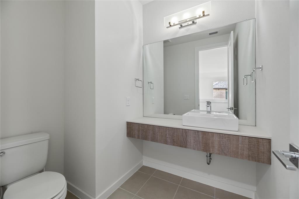 Mainvue At Phillips Creek Ranc - Residential Lease