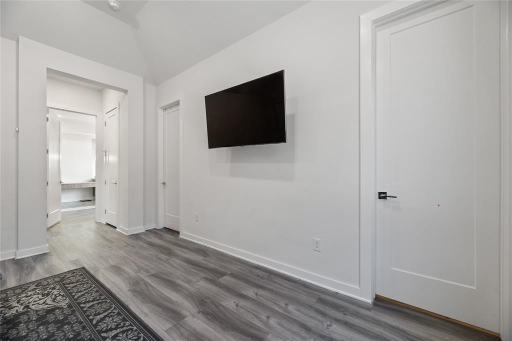 Mainvue At Phillips Creek Ranc - Residential Lease