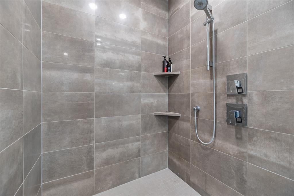 Mainvue At Phillips Creek Ranc - Residential Lease