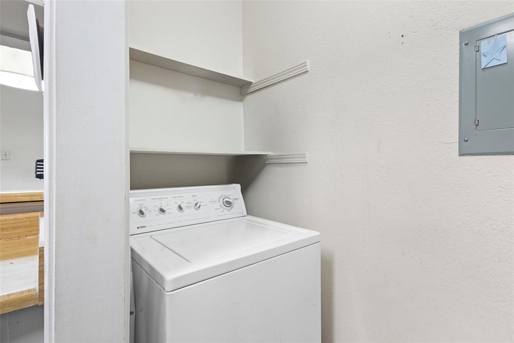 Oaks On The Bend Condos Ph 01-04 - Residential