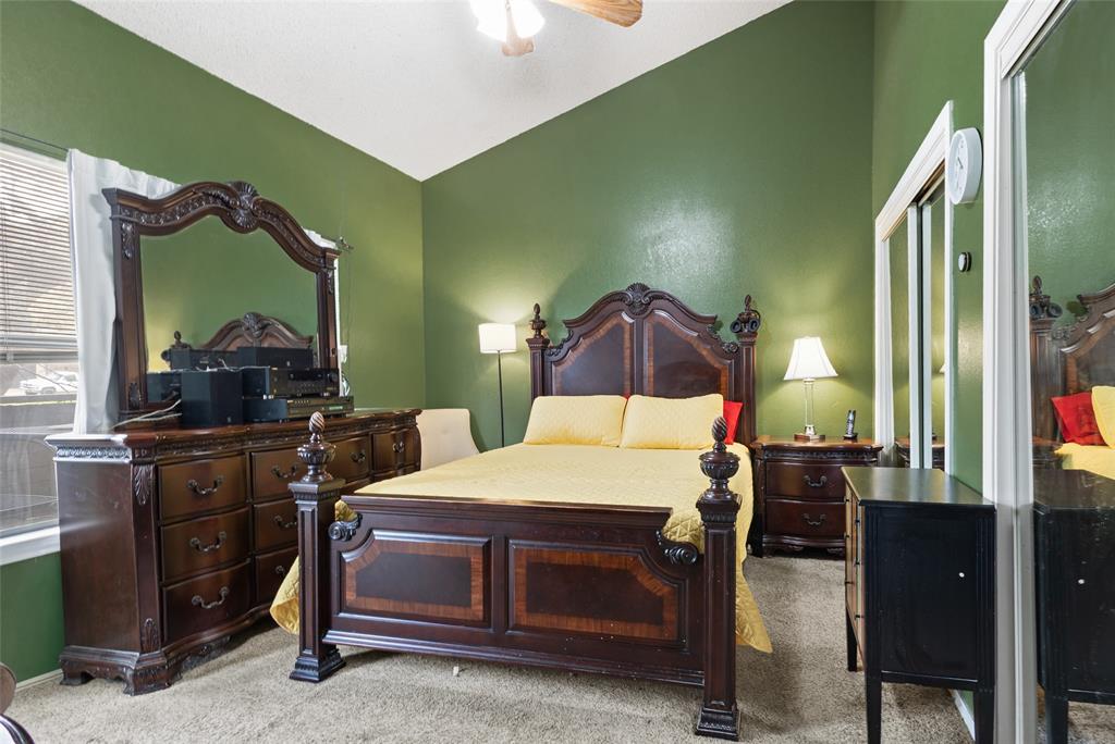 Oaks On The Bend Condos Ph 01-04 - Residential