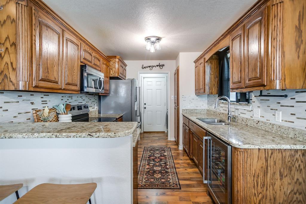 4000 NE 4th Street