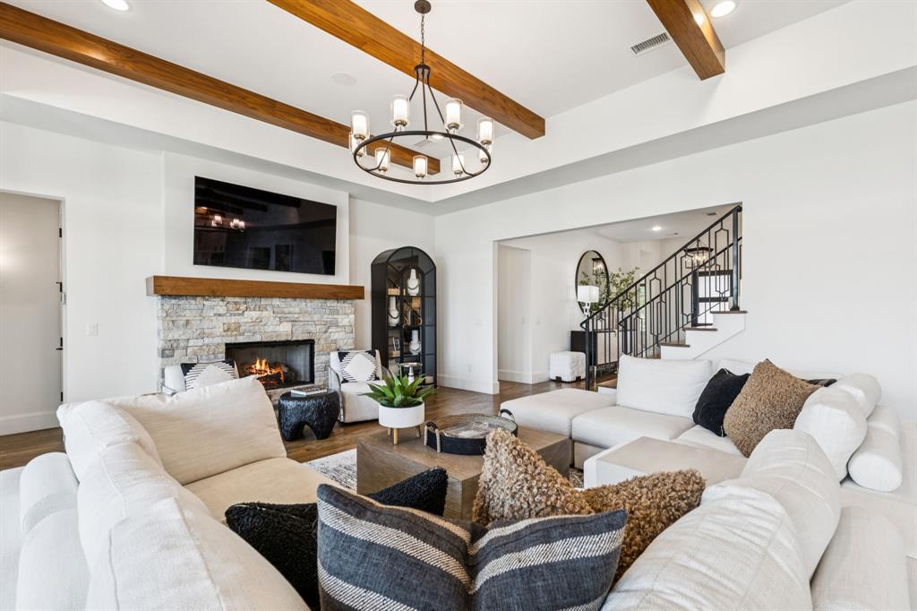 Villas-Hidden Knoll - Residential