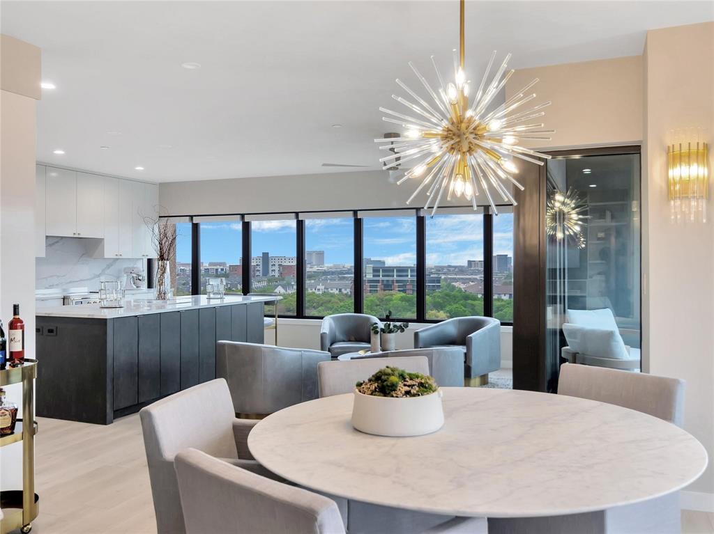 Latour Condo - Residential