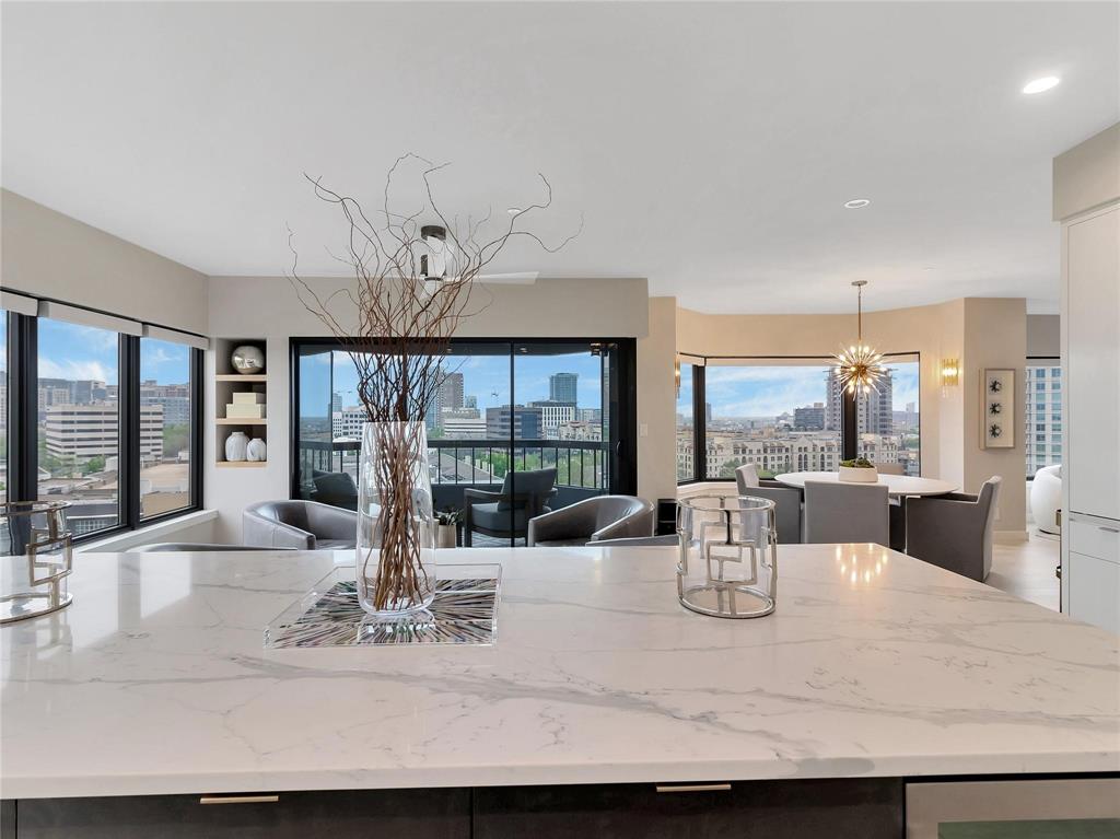 Latour Condo - Residential