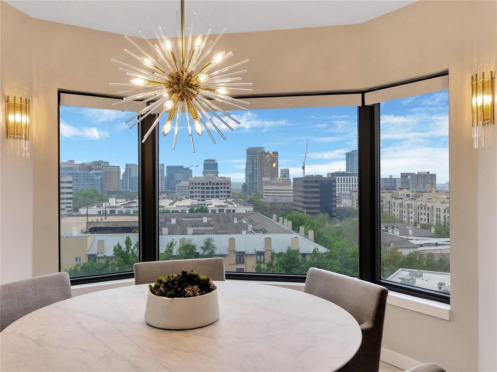 Latour Condo - Residential