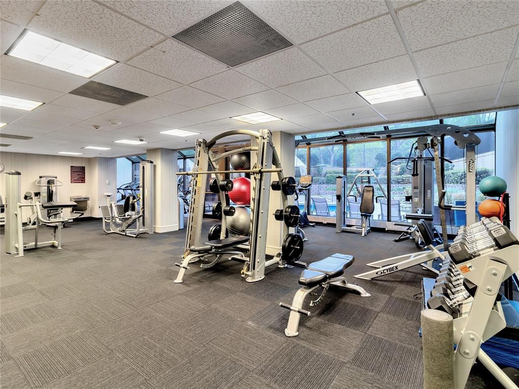 Latour Condo - Residential