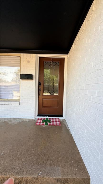 1326 TANAGER Lane