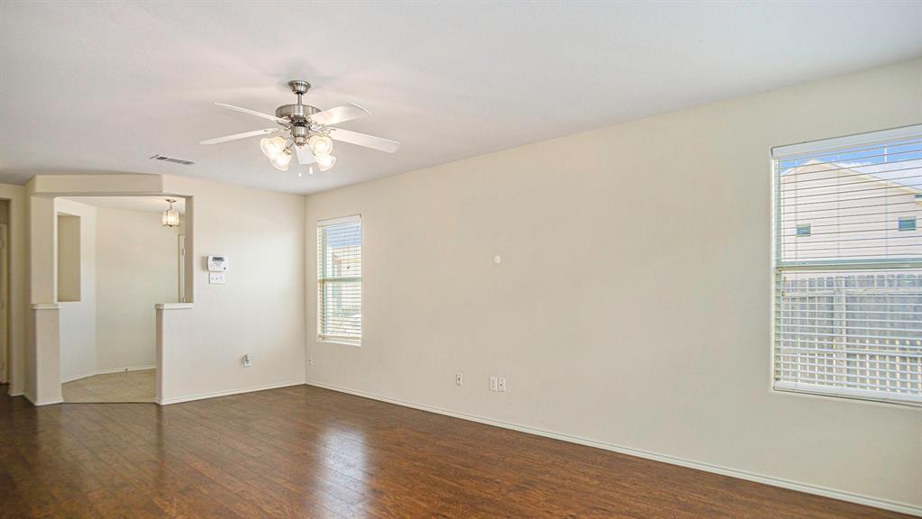 Villages Of Chisholm Ridge Th - Residential Lease