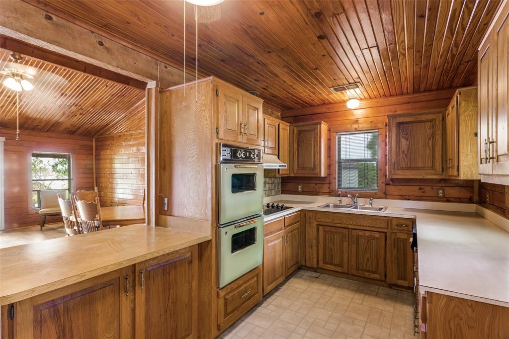 1114 Spur Trail