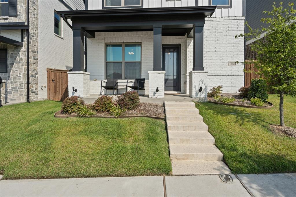 14428 Balmoral Place