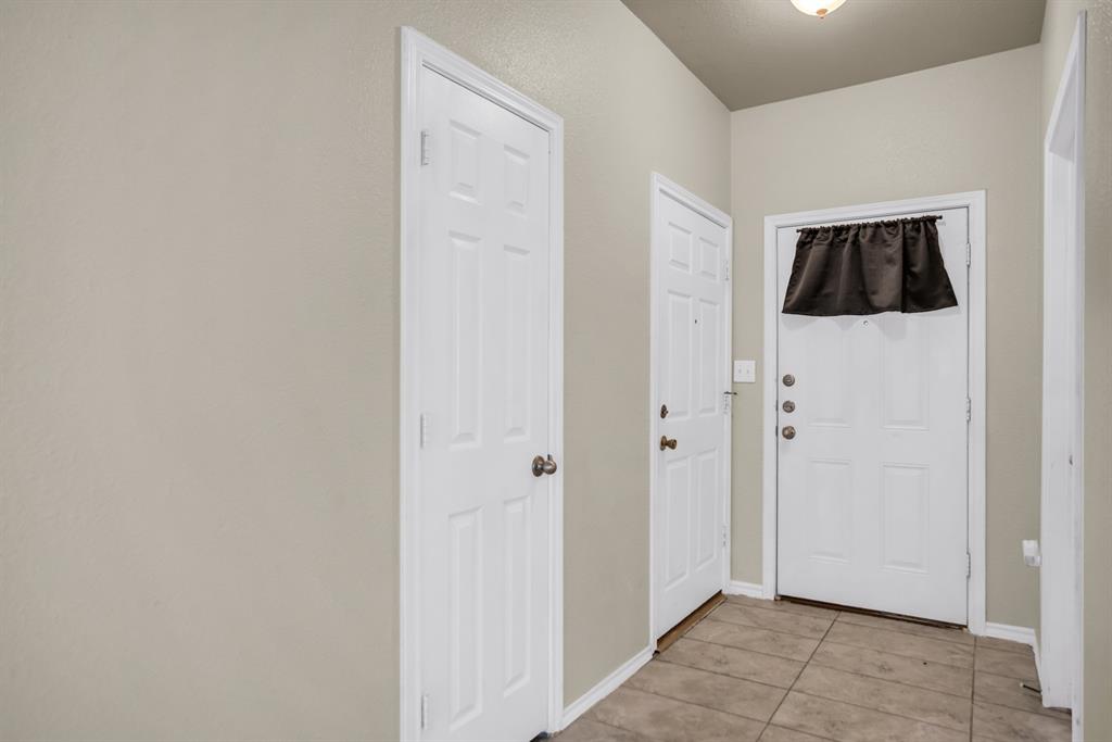 2049 Meadow View Drive