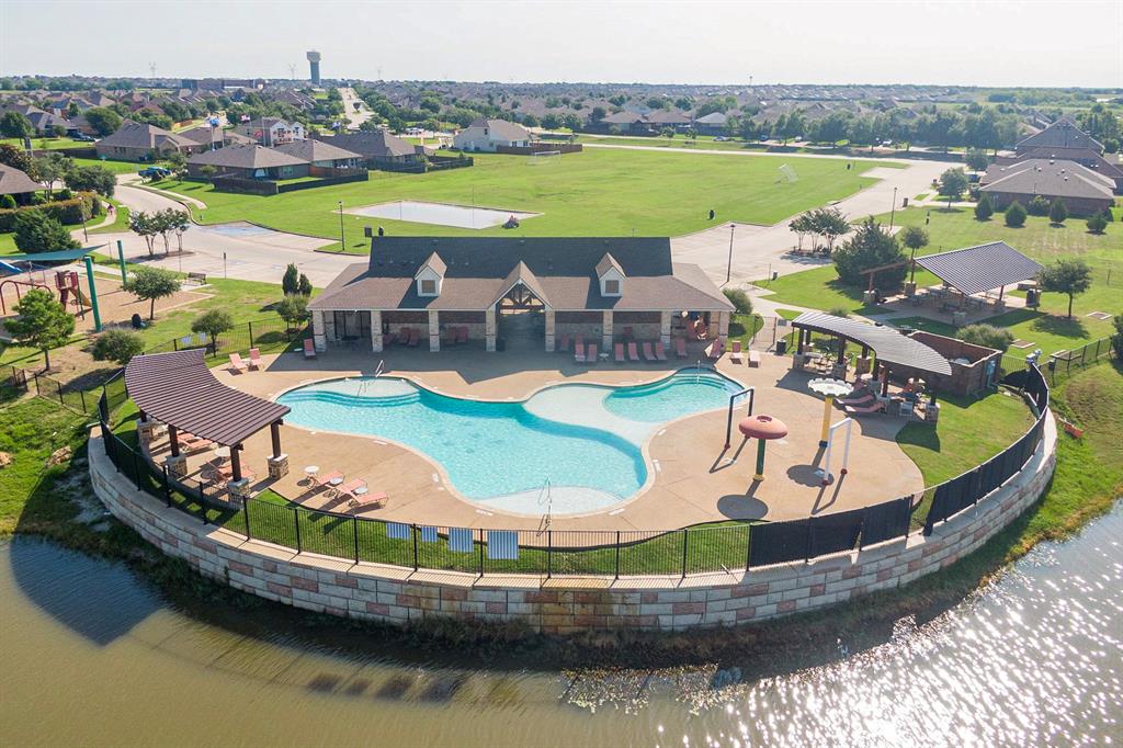 Verandah Ph I E - Residential